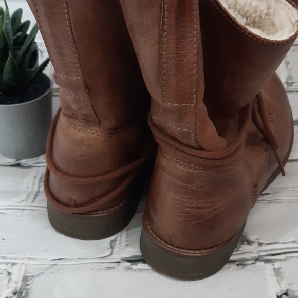 Brown Leather Lace-up Boots - Picture 6 of 6